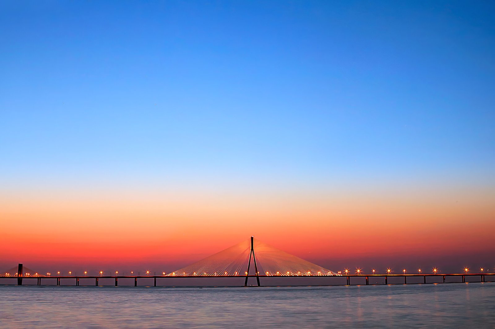 Worli Sea Link beautifully shot during the sunset by the students of Master's Digital Photography School (MDPS)