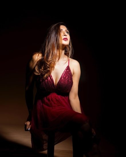A model shoot during the class of fashion photography at MDPS